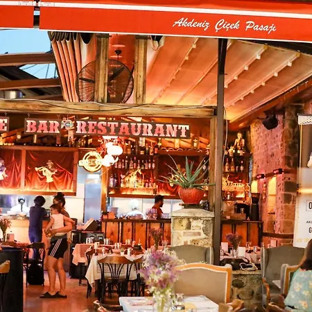 Goodman & Bistro 安塔利亚